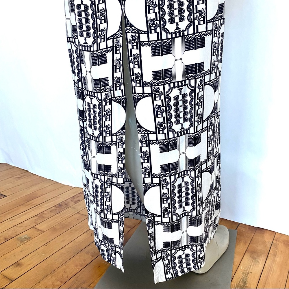 MAURIE & EVE RETRO PRINT MAXI DRESS - Picture 11 of 14